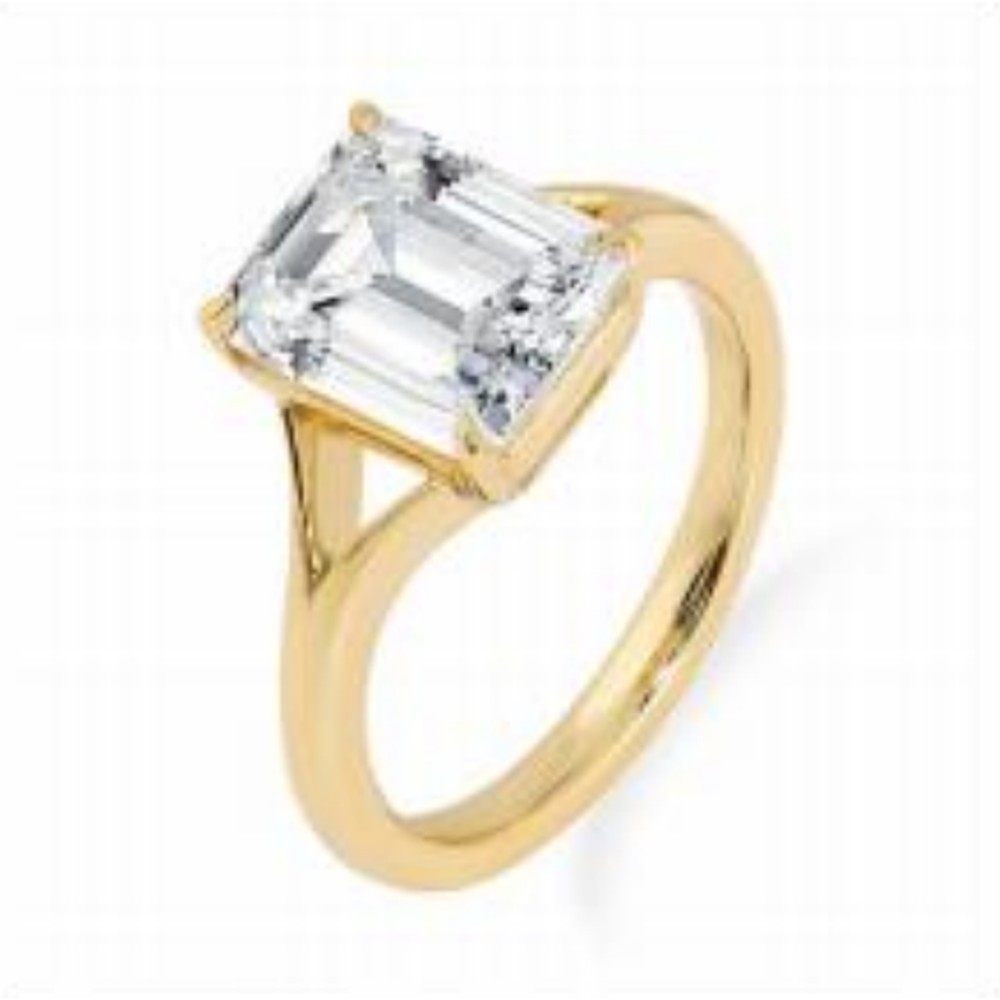 Emerald Cut Solitaire Engagement Ring — MARA Bridal (SIRI000069)